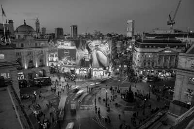 United Kingdom - Soho - 🤶Christmas season in 📍London (UK) & 📍Edinburgh (Scotland, UK) | Females only🙋🏻‍♀️ | Winter vibes✨🎄 - 4