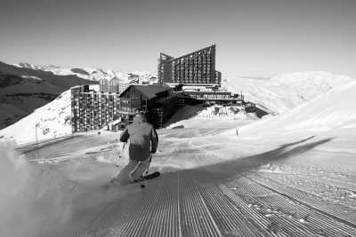 Chile - Spend one week with digital nomad fellows in Valle Nevado Ski Resort! - JoinMyTrip