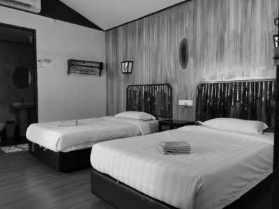 Malaysia - Bilit Adventure Lodge - Discover Sabah Borneo: Immerse in Culture, Wildlife, and Nature in Malaysia - 4