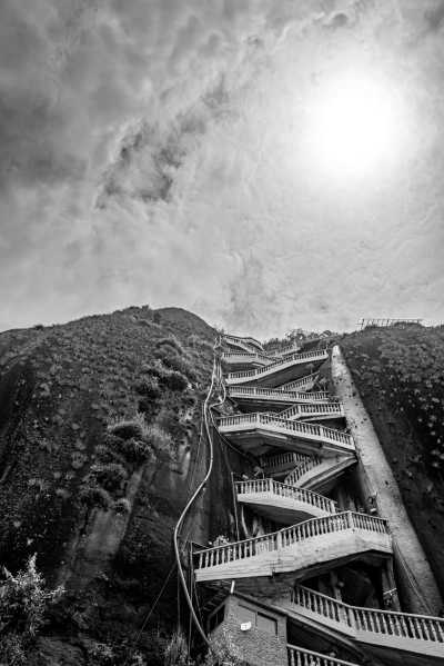 Colombia - Guatapé - Enjoy Medellin "City of Eternal Spring", Colombia ⛰️: Cool off in a clear river,  Immerse yourself in the Colorful Paisa Culture and Delight Yourself with the Best Coffee ☕ and a Crispy Chicharrón 🐽! - 2