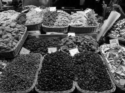 Spain - Barcelona - Ultimate Barcelona Winter Escape Experience 🇪🇸 Architecture Hunting, Tapas & Gourmet Food Tour & Hidden Gems - 1