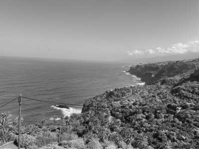 Spain - Santa Cruz de Tenerife - Carnaval & More 🥁🌴  Let's enjoy Tenerife's nature, mountains and beaches during the day, and party at the biggest Carnaval of Europe on various evenings 💃🏽 - 6