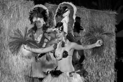 Vereinigte Staaten - Maui Nui Luau - Discover the Thrills of Scuba Diving in Maui with a Knowledgeable Local Instructor - 1