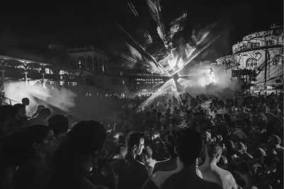 Ungarn - Aqua Rave Budapest 🇭🇺🎶🧖‍♀️🧖‍♂️👙🩳 - JoinMyTrip