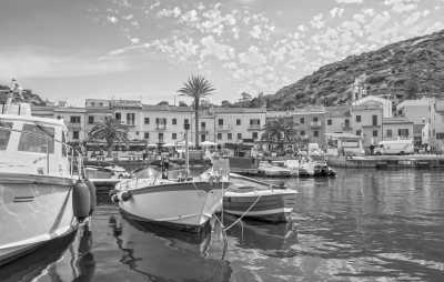 Italy - Elba - Unforgettable Sailing Experience in Tuscany, Italy: Rent a Spacious 16-Meter Sailing Boat for 6 People - 2