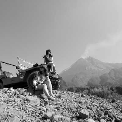 Indonesien - Lava Tour Merapi - Explore Java Island Indonesia, Snorkeling, Hiking, Temple, Food, Culture - 1