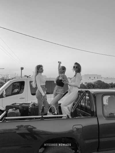 Griechenland - Mykonos International Airport - Mykonos 5 days incl. YACHT, Hotel, Party, Transfer - The party island of Greece! - 5