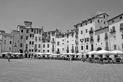 Italien - Province of Lucca - Uncovering Tuscany's Renaissance and Medieval Treasures: A Journey Through Historic Towns and Vineyards in Italy - 2