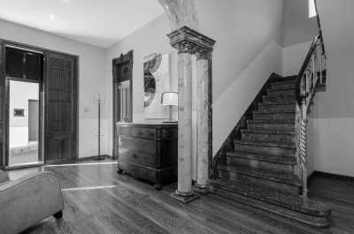 Spanien - Llubí - Co-Work and Co-Live in a Private Villa with an Incredible Pool and Discover this Enchanting Island with a Local! Tons of local experiences: GastroSecret, Paddleboarding, Olive Oil Tasting, Cultural Traditions, and Unparalleled Networking Opportunities. - 7