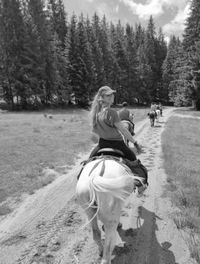 Romania - Schitul Sibiel - Eine Pferdereise mit Bogenschießen durch die Natur in Rumänien - 1