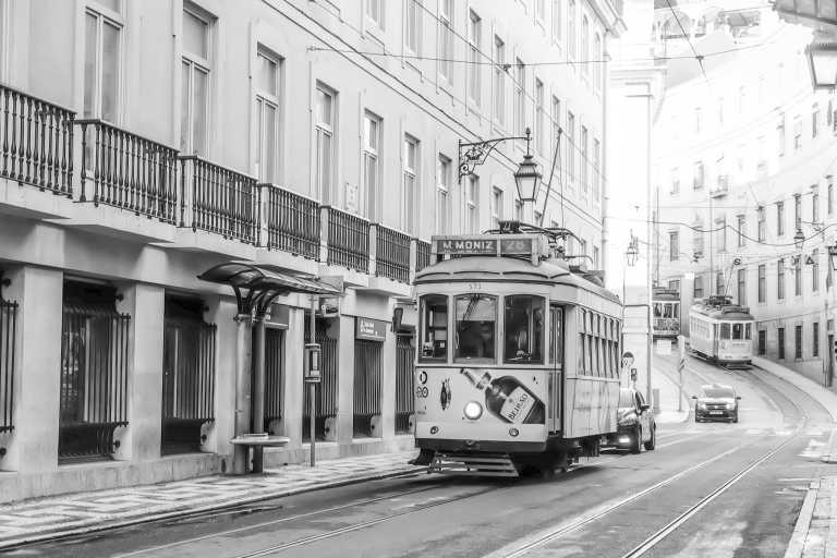 Portugal - Long Weekend in Lisbon and Sintra!Summer holiday in Portugal, Beach, City, Culture, party, food, culture and many more 🏖️🍸🌊 - JoinMyTrip