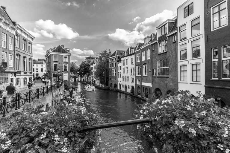 Niederlande - 🇳🇱 Ultimate Rave Experience in Utrecht: Verknipt Festival 😎 City Canal Cruise ⚓ Castle de Haar 🏰 - JoinMyTrip