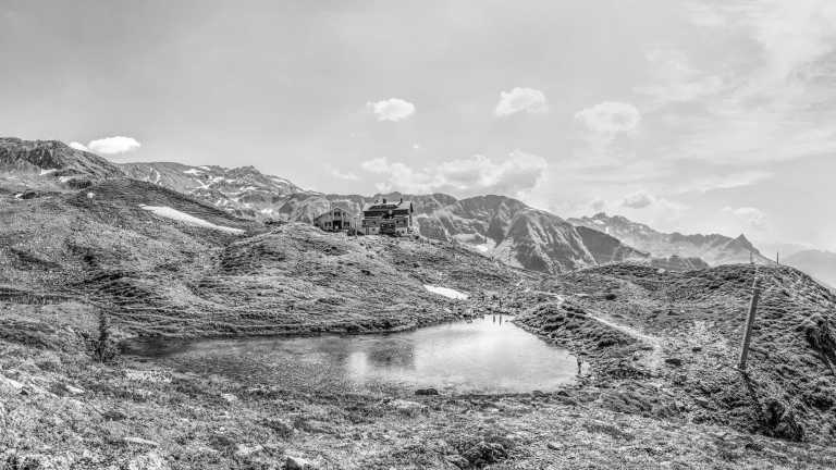 Österreich - Finding the Best Hiking Trails in Beautiful Tyrol, Austria - JoinMyTrip