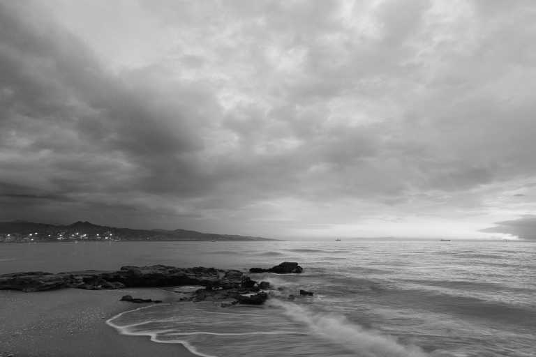 Spain - La Cícer (Playa de Las Canteras) - Ho Ho Ho Merry Tropical Christmas! 🏝️🎅 Hiking, surfing and scuba diving in Gran Canaria