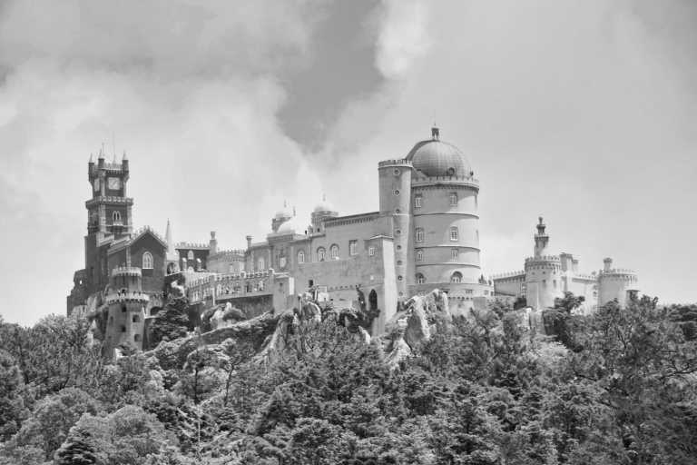 Portugal - Lisbon cityscapes, wine and food - explore the city with a local - JoinMyTrip