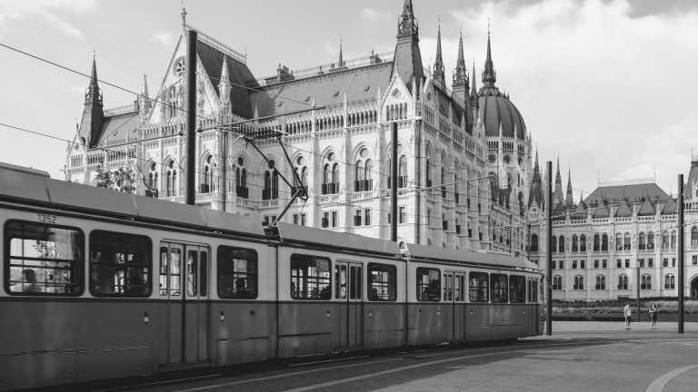 Ungarn - Shared Room: Travel to Budapest on a Budget - Exploring the Beautiful Hungarian Culture - JoinMyTrip