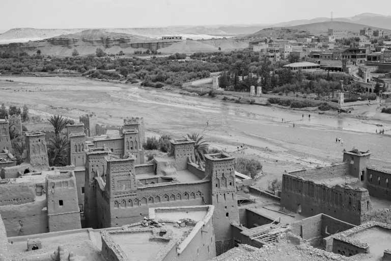 Morocco - Marokko, algerische Grenze - Am Oued Draa entlang Richtung Atlantik als Beifahrer in einem Service Truck! - JoinMyTrip