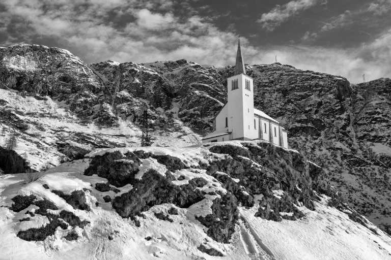 Europe - Winter Cross Country Hiking: Italy-Austria-Slovenia🏞️ Zipline and Hidden Gems (Guided hike) - JoinMyTrip