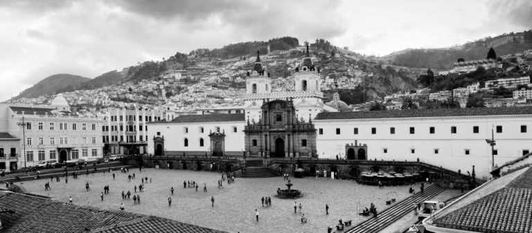 Südamerika - Quito - Backpacking Adventure through South America