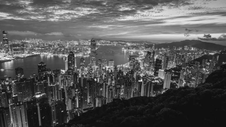 Hong Kong - Victoria Peak - Hong Kong Coworking Escape: Creamfields Festival, Hiking, and Street Food Highlights! 🎶