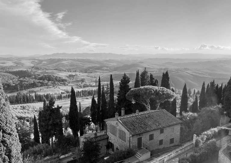 Italy - Province of Arezzo - Workation in Tuscany🍷 Work, Chill and... Pizza!
