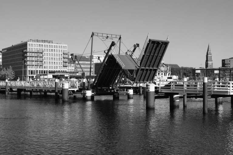 Europa - Kiel - Segeln von Kiel - Deutschland nach Kopenhagen - Dänemark und Besuch der "Kieler Woche" - 2