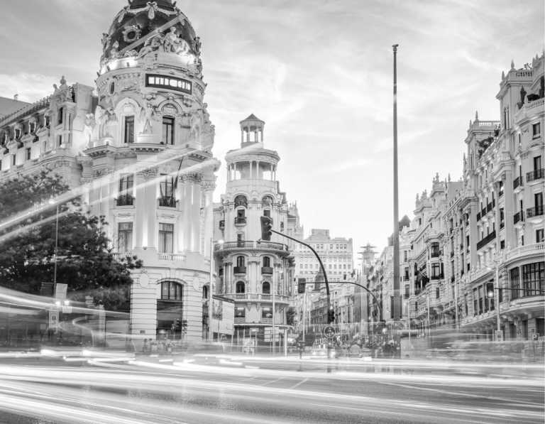 Spain - Gran Vía - UNLIMITED TINTOS + TAPAS! MADRID CITY GIRL CO-WORKING TRIP 💃🏽🇪🇸 - 1