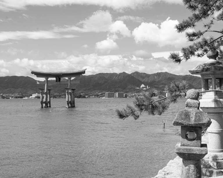 Japan - Japan Trip: Climb Mt. Misen in Miyajima, Lunch with Geisha in Kyoto, and visit the castles in Japan! - JoinMyTrip