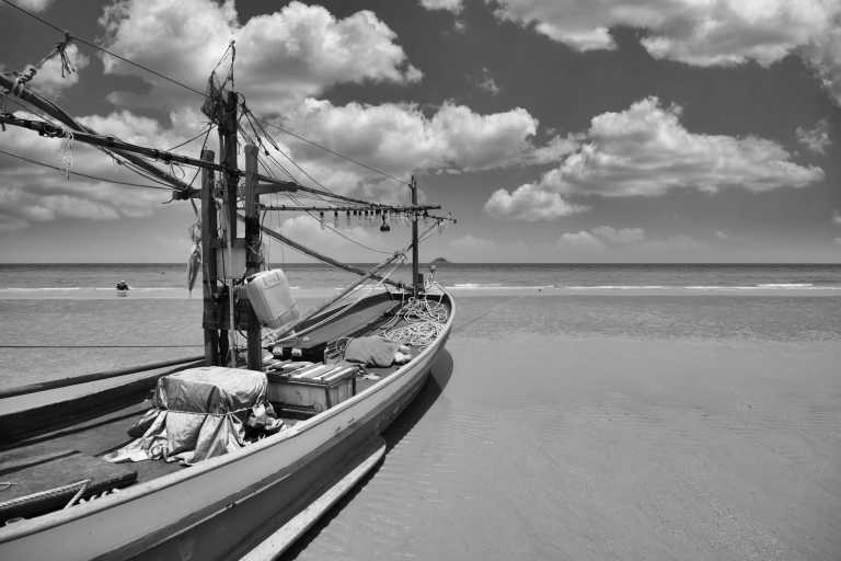 Thailand - Explore Hua Hin, Thailand like a Local! Waterfalls, National Parks and BEACHES 💦🏞️🏖️🩴😋 - JoinMyTrip