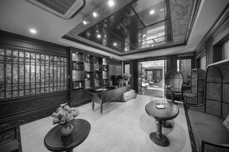 Vietnam - Hanoi Indochine Premium Hotel - 🇻🇳 Iconic Vietnam Unveiled: From Emerald Bays to Lantern-lit Streets 🏮 - 3