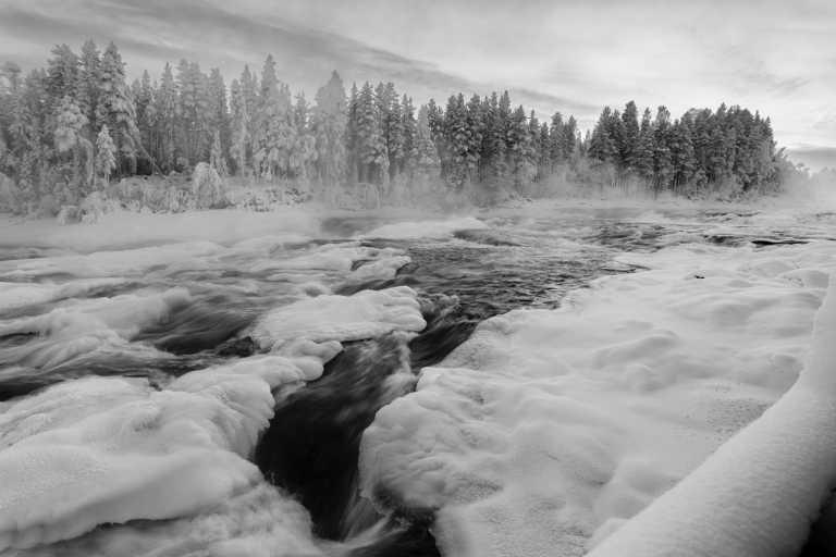 Sweden - Storforsen - Swedish Lapland Northern Lights Expedition in Luxury Glass Cabins: 4-Days Aurora Borealis Adventure