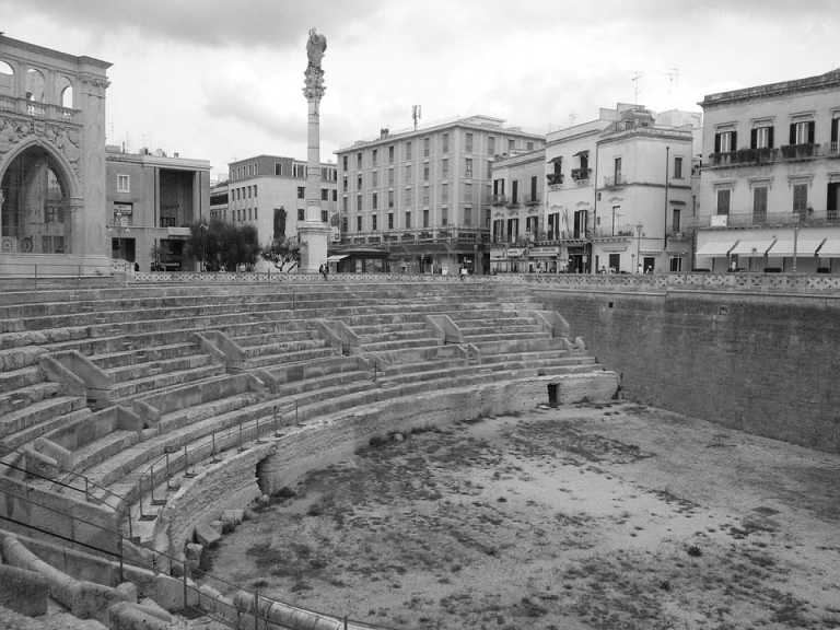Italien - Lecce - Explore Salento in Puglia, South of Italy🇮🇹like a local: Relax, Sun, Sea, Food and Wine🏖🍝🍷 - 2