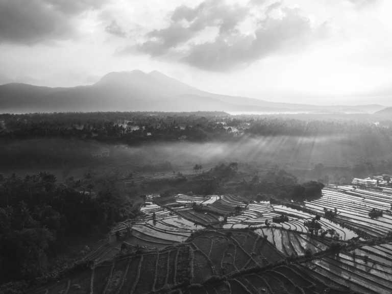 Indonesien - Bali Airport Transport - Heaven on Earth-Surf-Yoga-Snorkeling-Festivals in Bali