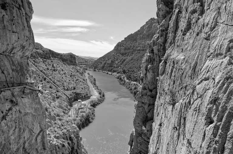 Spain - Caminito del Rey. - Hiking Weekend trip in Málaga, Spain🏝️ Turquoise Waters. Adrenaline Rush🤩 - 2
