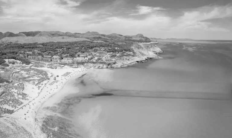 Spain - Alcúdia - Coworking Retreat in Beachside of Mallorca : Stunning Views, walking distance to the Beach, Splendid Location! - 2