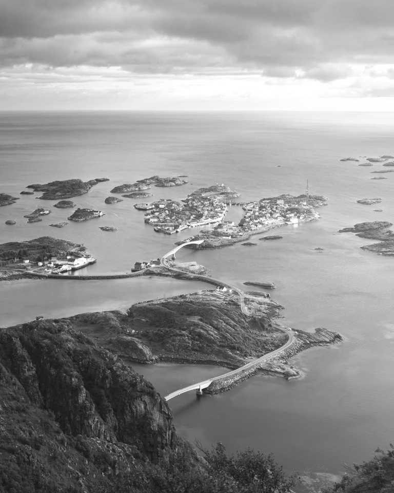 Norway - Henningsvær - Segeln in den Lofoten - Abenteuer in schönster Natur abseits des Massentourismus