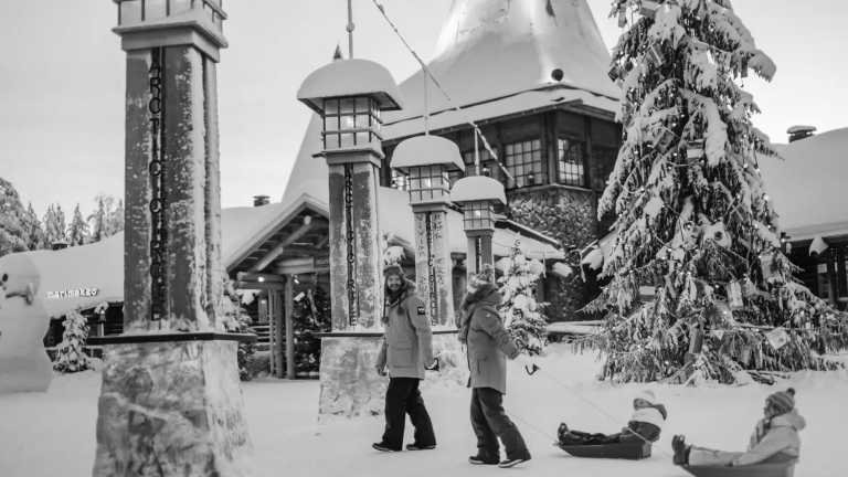 Finnland - Explore snowy Finland before Christmas - Northern Lights, Santa Claus Village and Snowmobile Adventure - JoinMyTrip