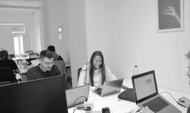 Greece - (2 Wochen) 🇬🇷 Athen Griechenland // Workation Coliving Coworking // Einzelzimmer - JoinMyTrip