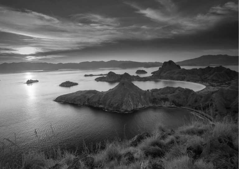 Indonesien - Trip to Komodo Island: Pink beaches, Snorkeling, Staying in a Traditional Village in Indonesia and more - JoinMyTrip