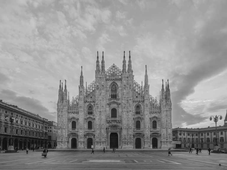 Italy - Metropolitan City of Milan - Enjoy the vibrant city of Milan with an extraordinary trip to Lake Como and Florence