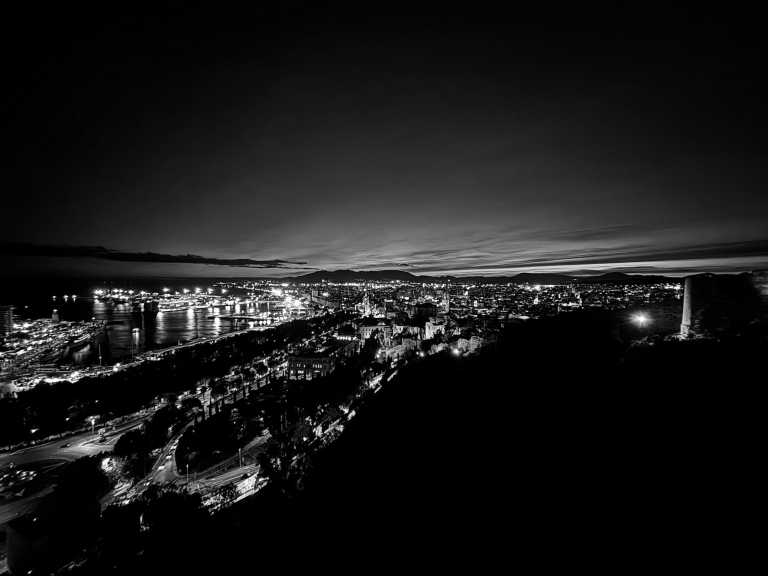 Spain - 🎉 New Year’s in Málaga – 4 Days of FUN, PARTY and TAPAS! 🥳☀️🍷(private rooms) - JoinMyTrip