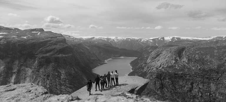 Norwegen - Norway Troll’s Tongue Hike: Fjords, Glaciers and Waterfalls! - JoinMyTrip