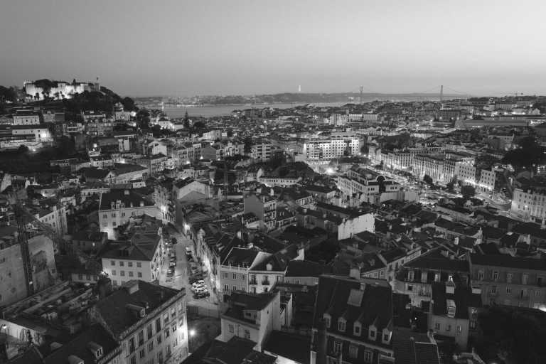 Portugal - Lisbon - Exploring with a Local through The Center of Portugal [Olive Oil tasting]