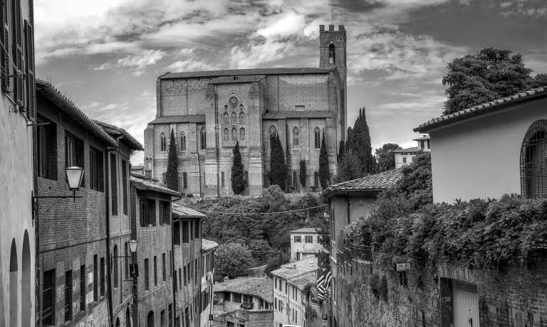 Italy - San Gimignano - [Single room] Seek Mindfulness in Tuscany: Themed Meditation + Italian Food & Wine - 1