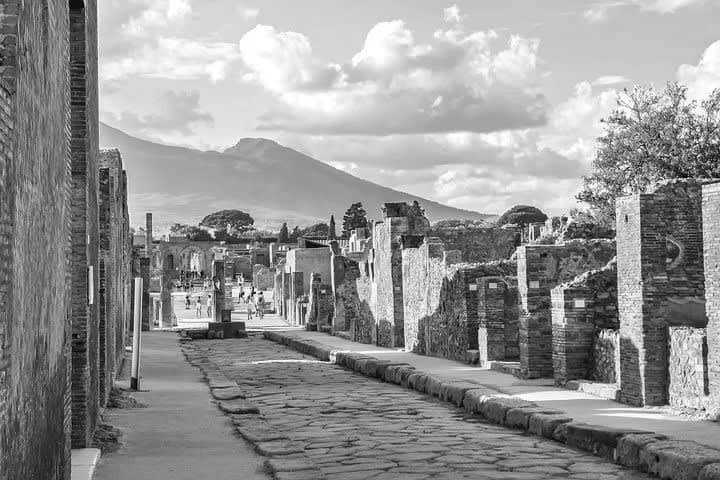 Italy - Metropolitan City of Naples - Paragliding and Pizza Making in Naples, Italy - 1