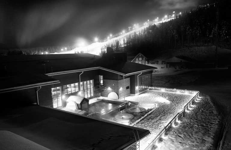 Finland - Levi - Ski Camp in Lapland: See Northern Lights, Ride Husky Sleds and Try Ice-Swimming