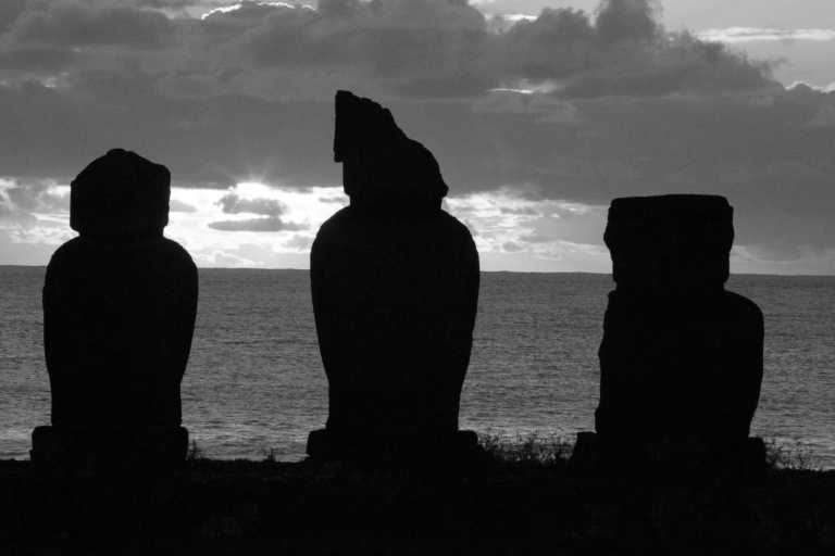 Chile - Ahu Tahai - Epic Adventure Week on EASTER ISLAND 🗿🌺 Must-See Attractions, Hidden Caves, Stunning Beaches, Scenic Hikes, and More! 🌊✨