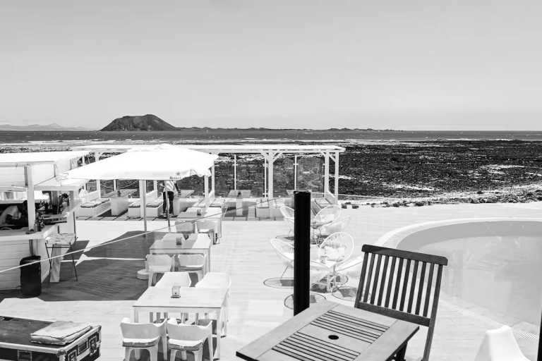 Spain - casa volcan - Coworking and Adventure in Fuerteventura for 30something: Surfing, Diving, and Excursions in a Canary Villa - 2