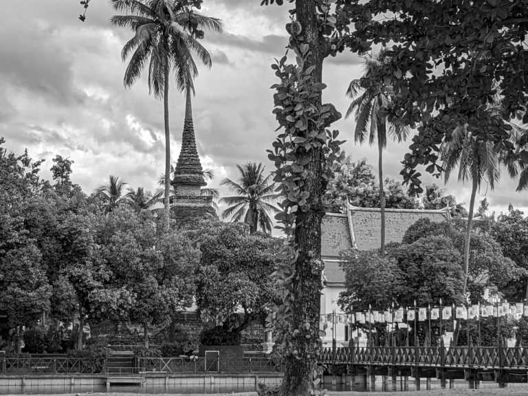 Thailand - Sukhothai Historical Park - 🇹🇭 Nordthailand entdecken - inkl. 3 Tage im Buddhistischen Kloster, Megacity Bangkok & das alte Königreich Sukhothai 🍻🏯🌿🐘 - 1