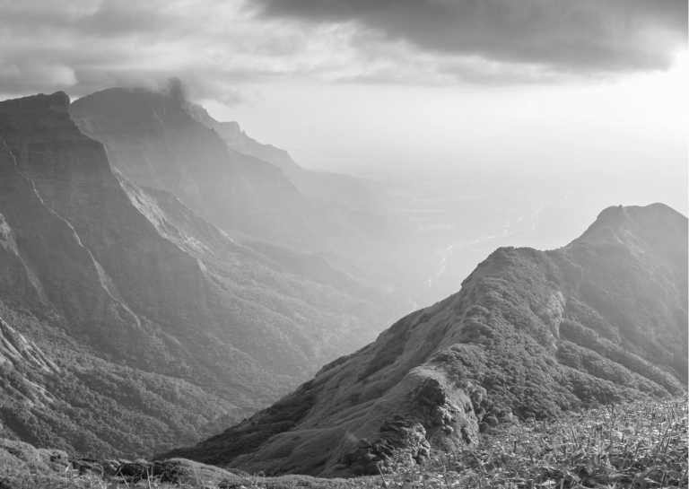 India - India Trekking - Sahyadri Range ⛰️ Stunning views and more! - JoinMyTrip